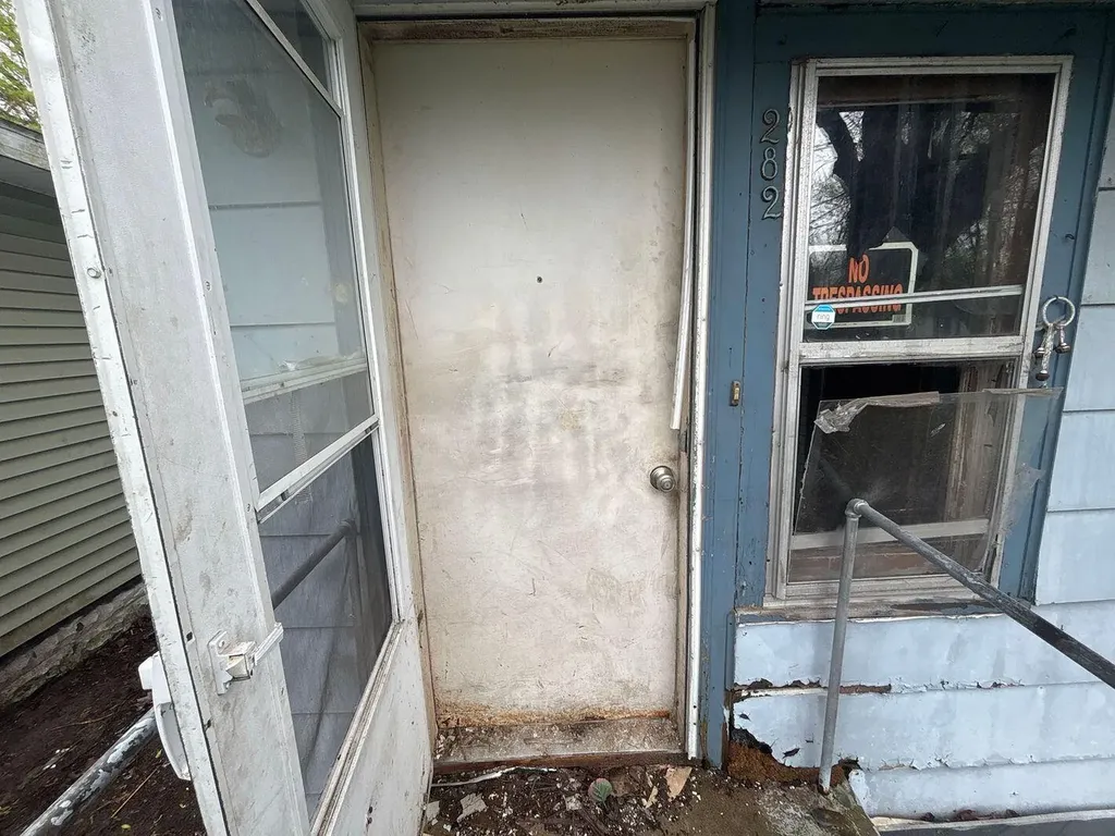 282 Chestnut Street Benton Charter Township MI 49022