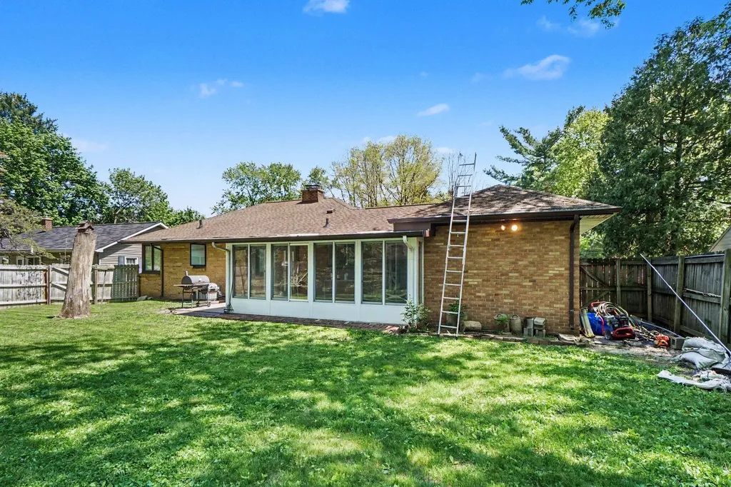 601 Jenks Boulevard Kalamazoo City MI 49006