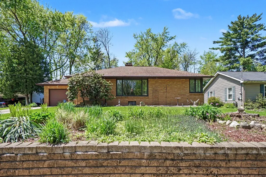 601 Jenks Boulevard Kalamazoo City MI 49006
