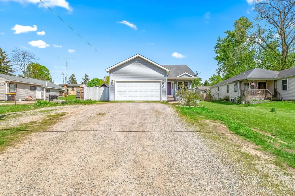 70 Superior Street Hillsdale City MI 49242