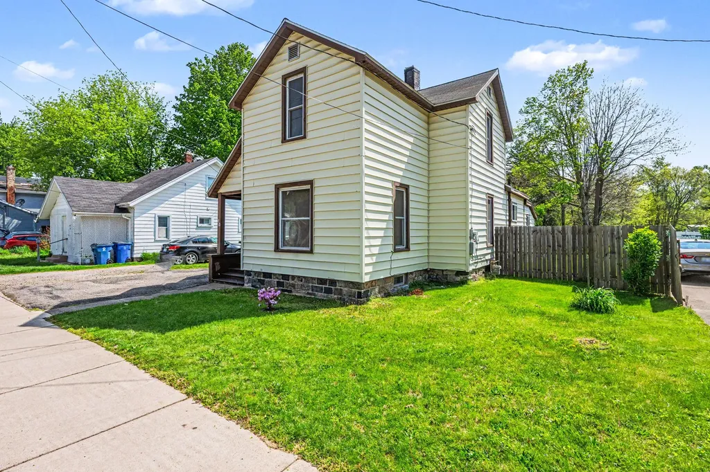 59 S Jefferson Street Coldwater City MI 49036
