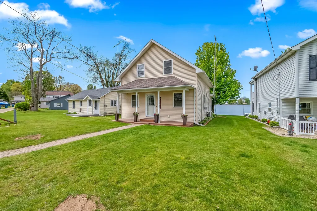 818 N Werners Landing Drive Matteson Township MI 49028