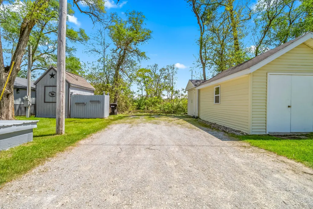 818 N Werners Landing Drive Matteson Township MI 49028