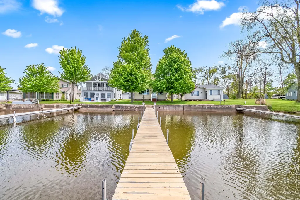 818 N Werners Landing Drive Matteson Township MI 49028