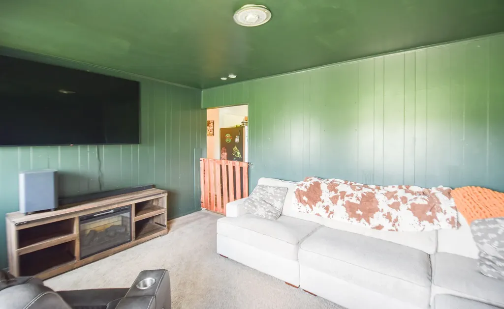 1404 Dean Drive Albion City MI 49224
