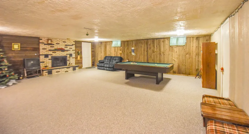 305 Ridge Road Quincy Township MI 49082
