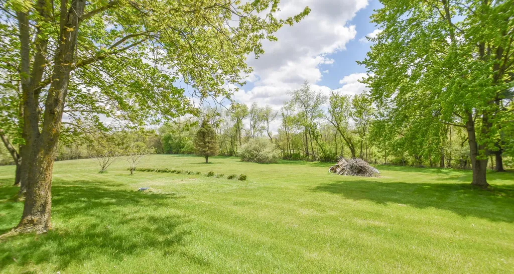 305 Ridge Road Quincy Township MI 49082