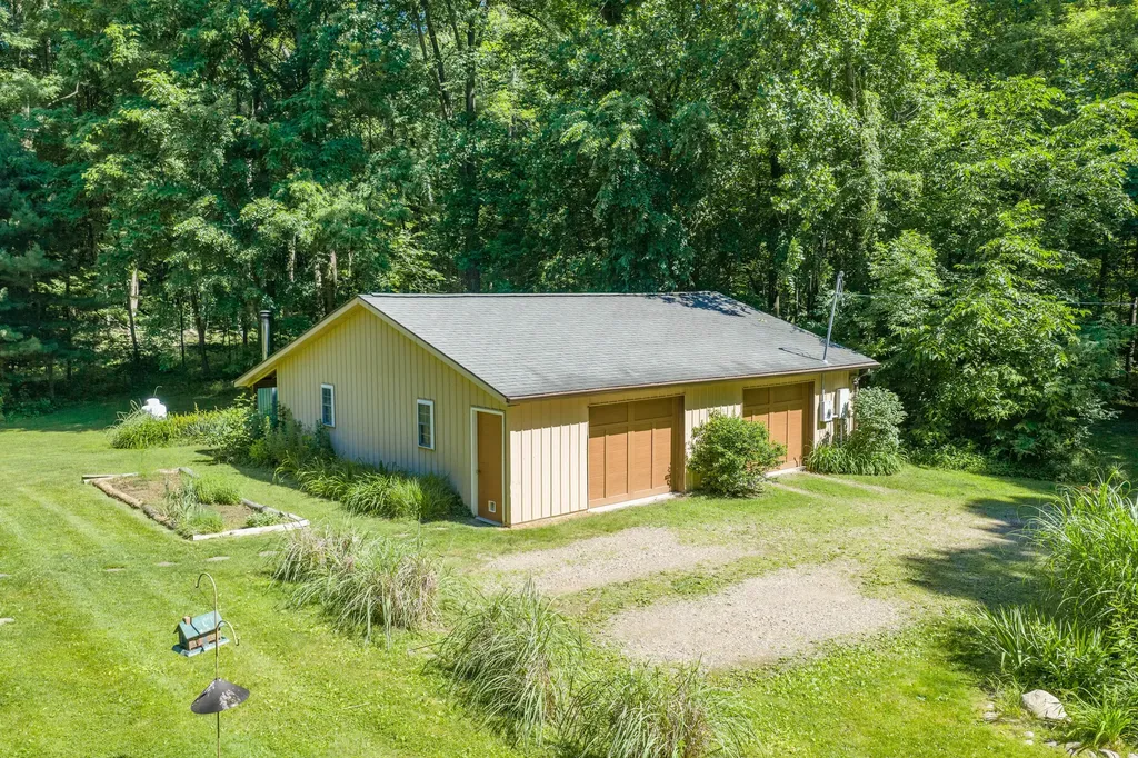 1254-B Burbank Road Butler Township MI 49082