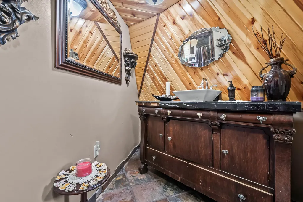 6180 S Hillsdale Road Cambria Township MI 49242