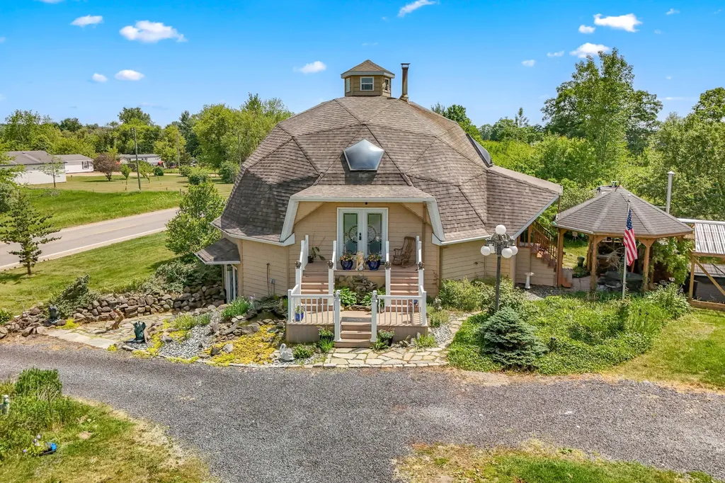 6180 S Hillsdale Road Cambria Township MI 49242