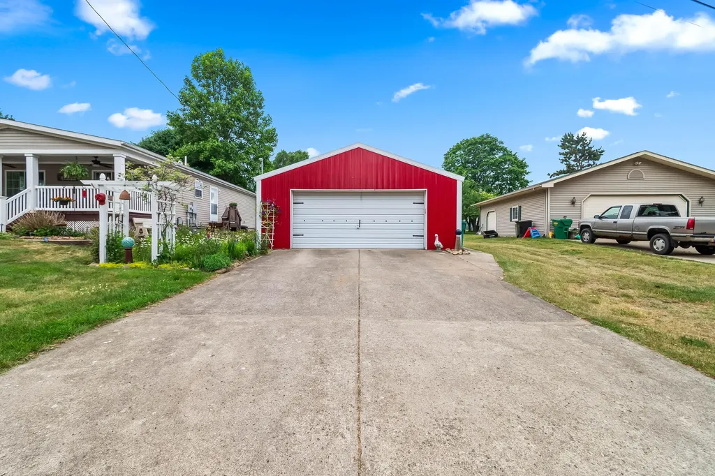 59155 Yeatter Road Colon Township MI 49040