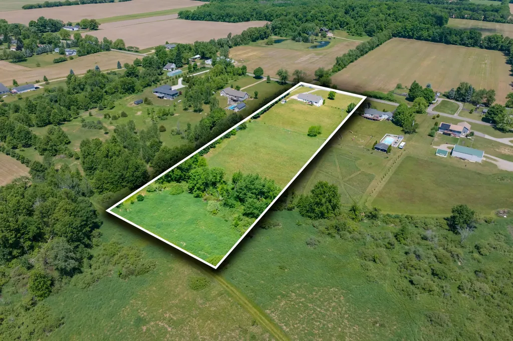 13124 A Drive S Fredonia Township MI 49033