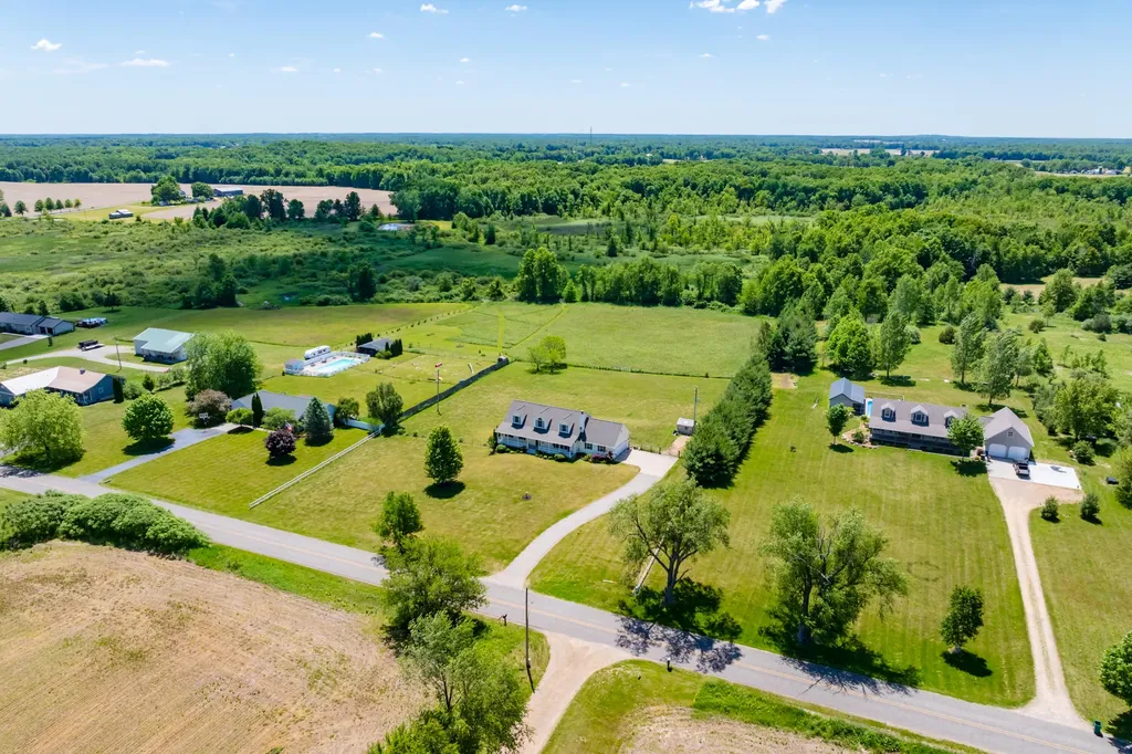 13124 A Drive S Fredonia Township MI 49033