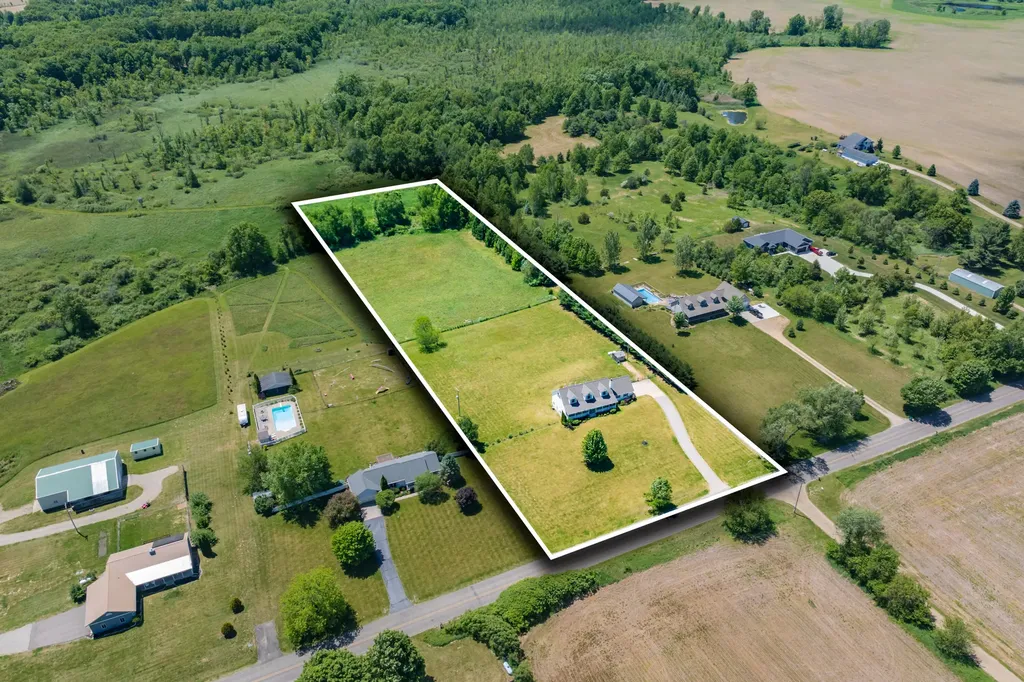 13124 A Drive S Fredonia Township MI 49033