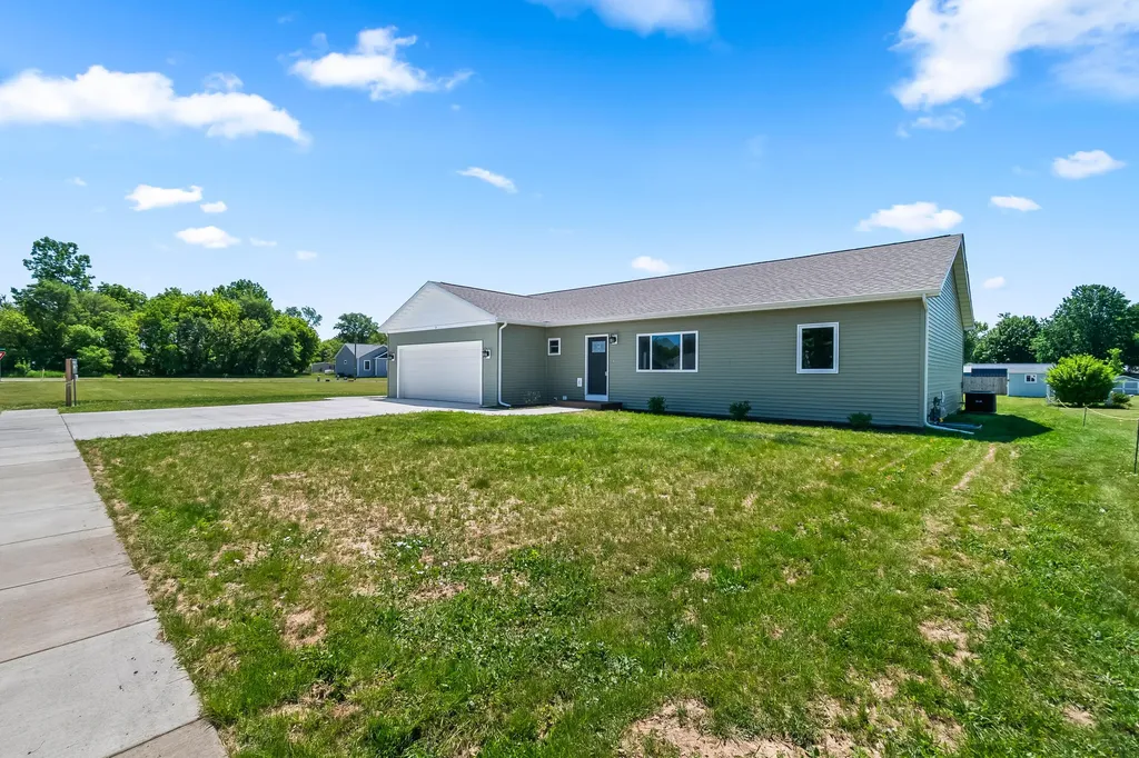 15 Michael Drive Coldwater City MI 49036