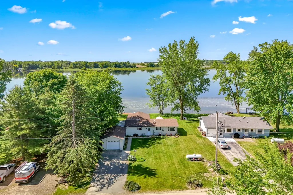 517 Harbaugh Drive Kinderhook Township MI 49036