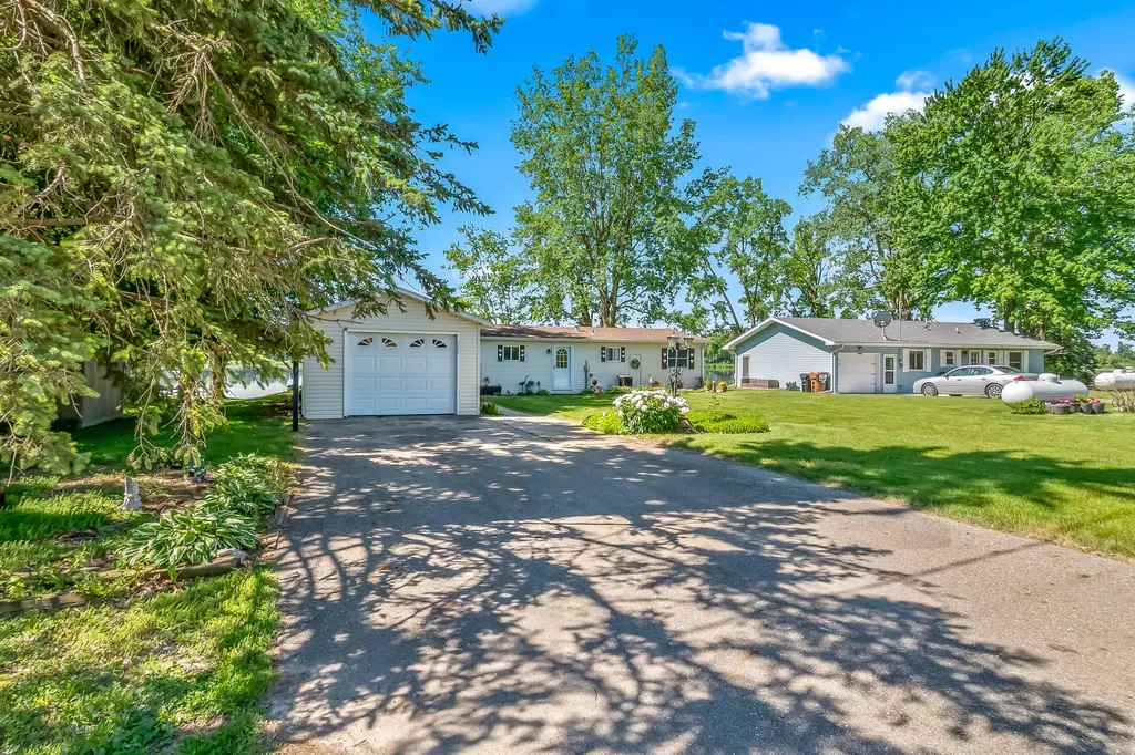 517 Harbaugh Drive Kinderhook Township MI 49036