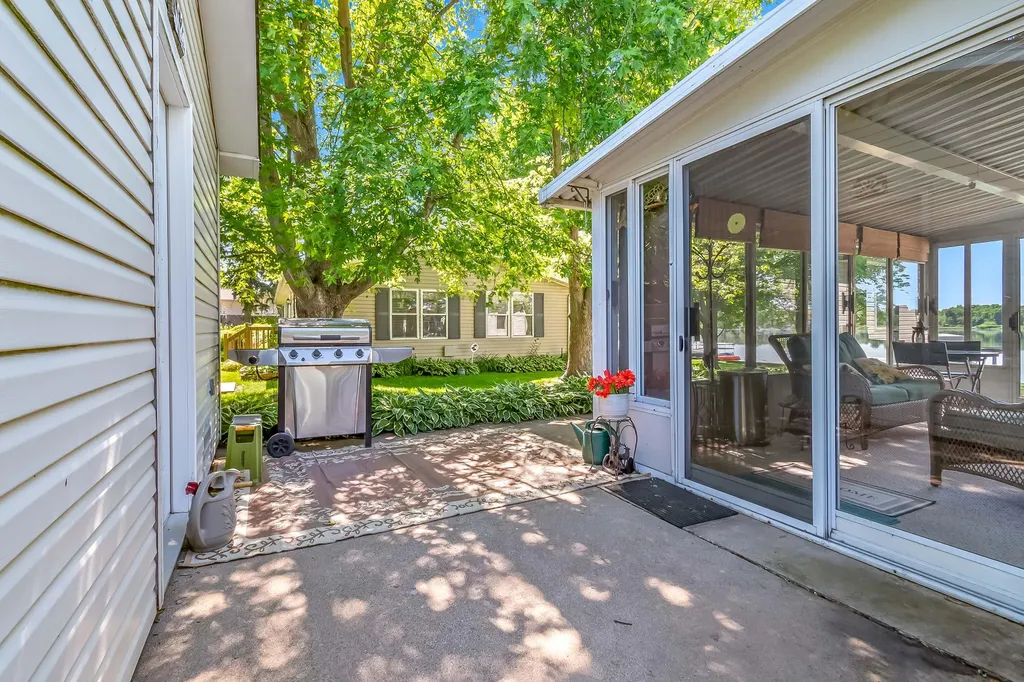 517 Harbaugh Drive Kinderhook Township MI 49036