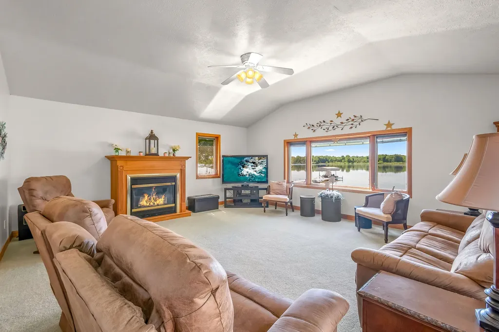 517 Harbaugh Drive Kinderhook Township MI 49036
