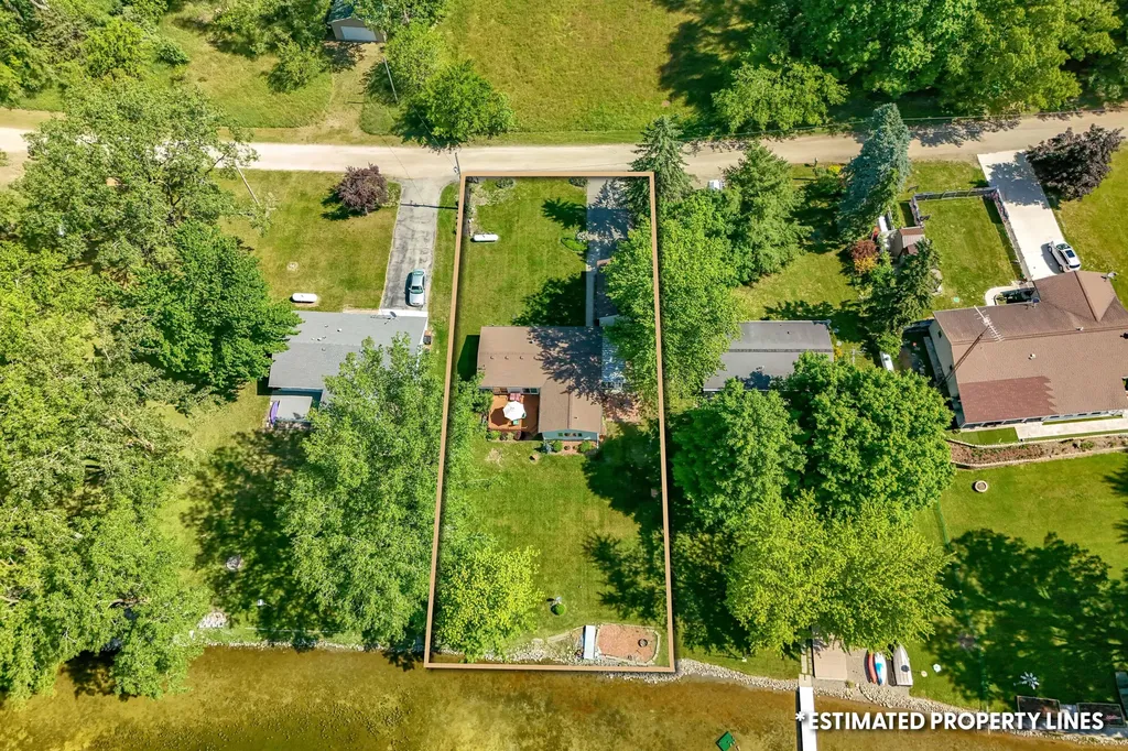 517 Harbaugh Drive Kinderhook Township MI 49036