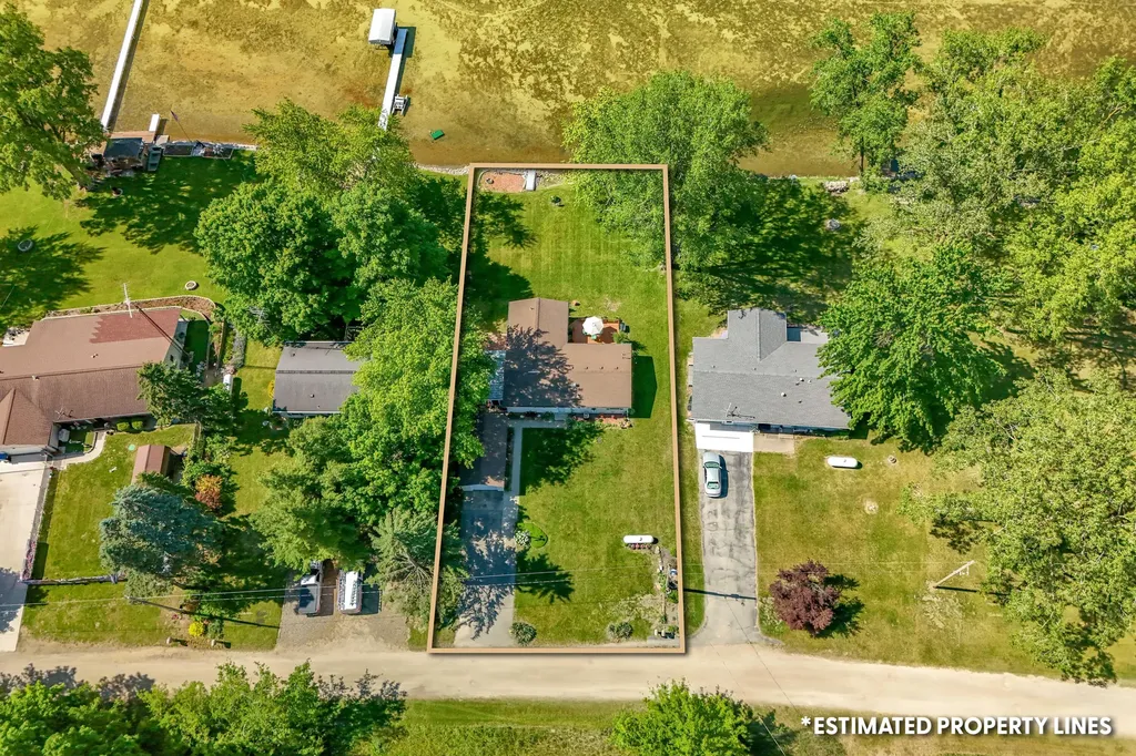 517 Harbaugh Drive Kinderhook Township MI 49036