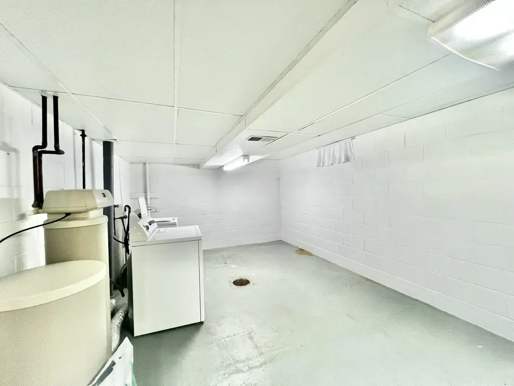 101 N Jackson Street Hanover Village MI 49241