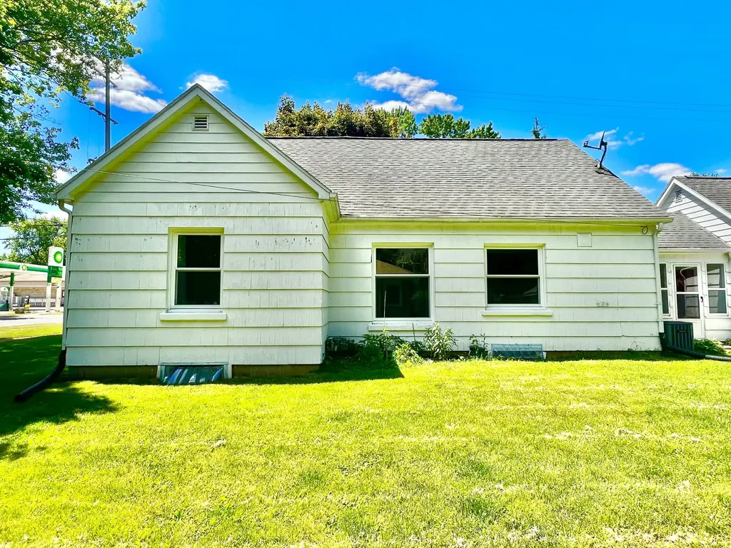 101 N Jackson Street Hanover Village MI 49241