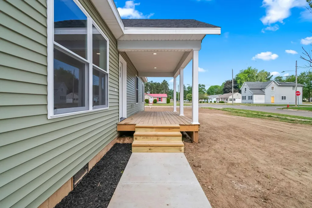 203 Pelton Avenue Coldwater City MI 49036
