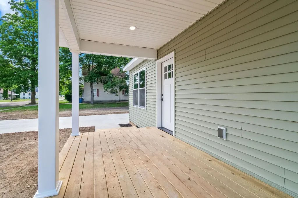 203 Pelton Avenue Coldwater City MI 49036