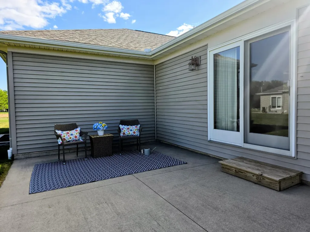 66 Oakwood Drive Coldwater City MI 49036