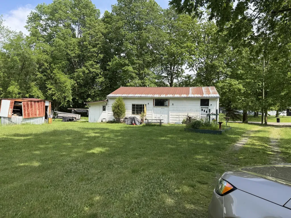 118 E Chicago Road Coldwater City MI 49036