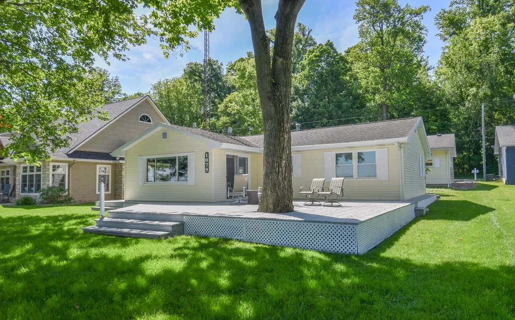 1075 Kope-kon Road Kinderhook Township MI 49036