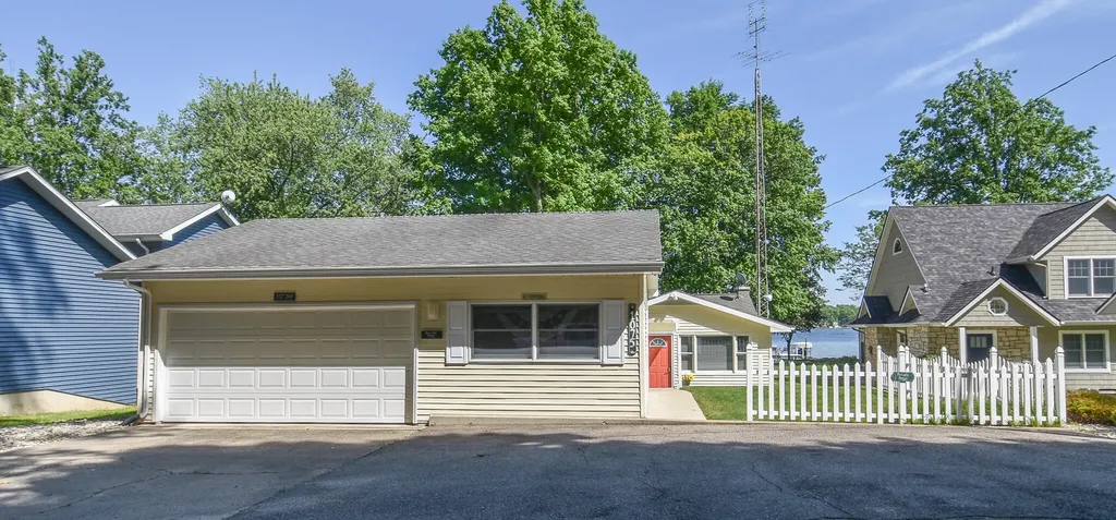 1075 Kope-kon Road Kinderhook Township MI 49036