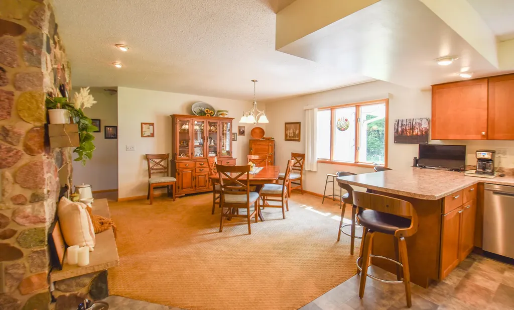8391 Old Us 27 S Fredonia Township MI 49068