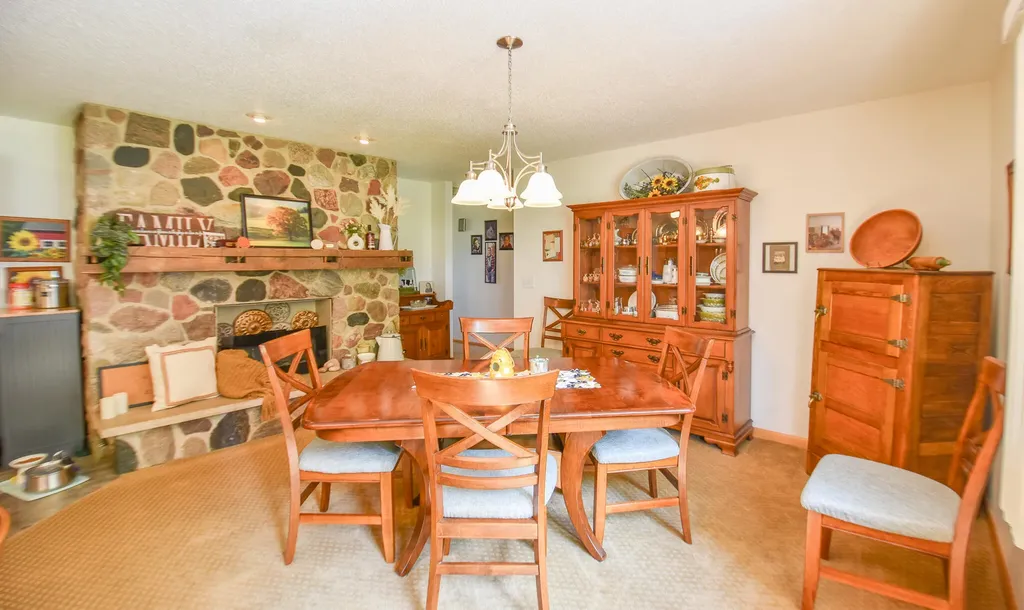 8391 Old Us 27 S Fredonia Township MI 49068