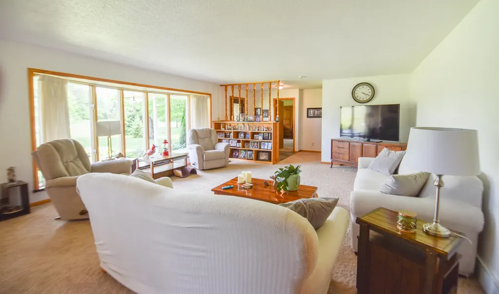 8391 Old Us 27 S Fredonia Township MI 49068