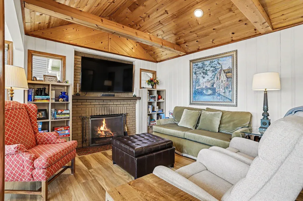 527 Crystal Beach Drive Ovid Township MI 49036
