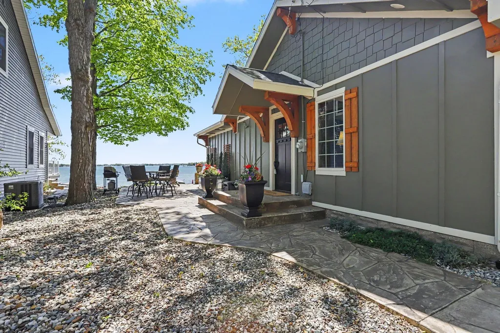 527 Crystal Beach Drive Ovid Township MI 49036