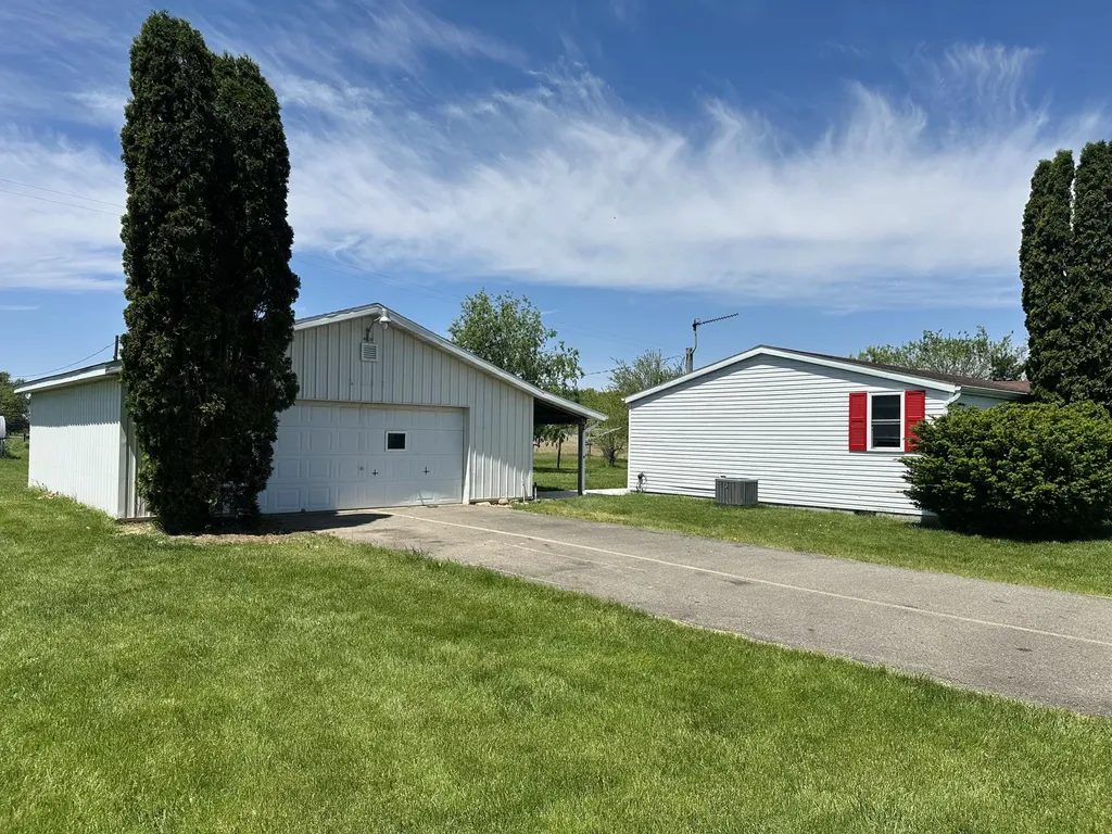 10020 Hadley Road Litchfield Township MI 49252