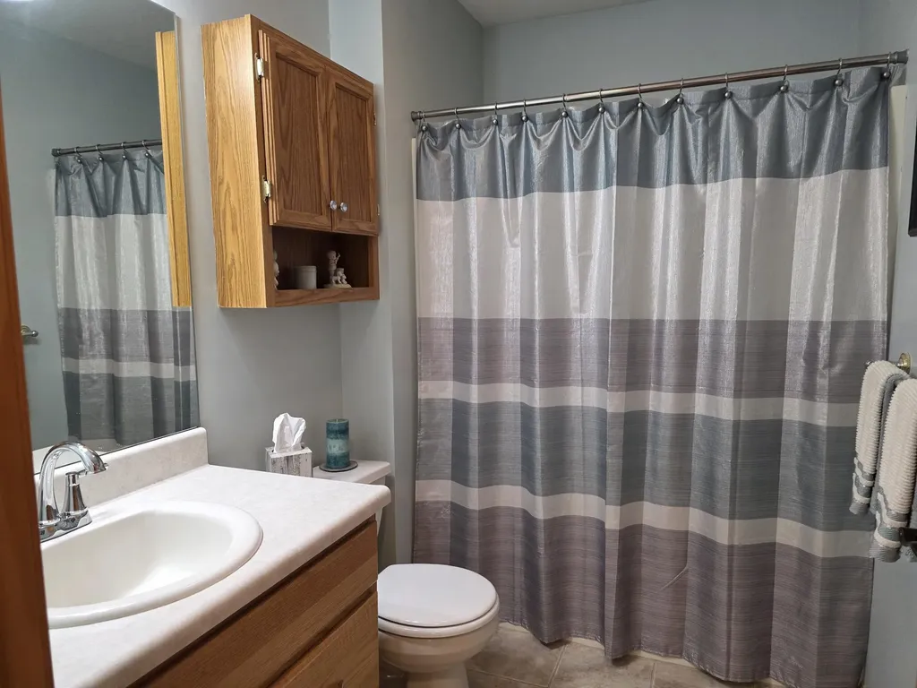 66 Oakwood Drive Coldwater City MI 49036