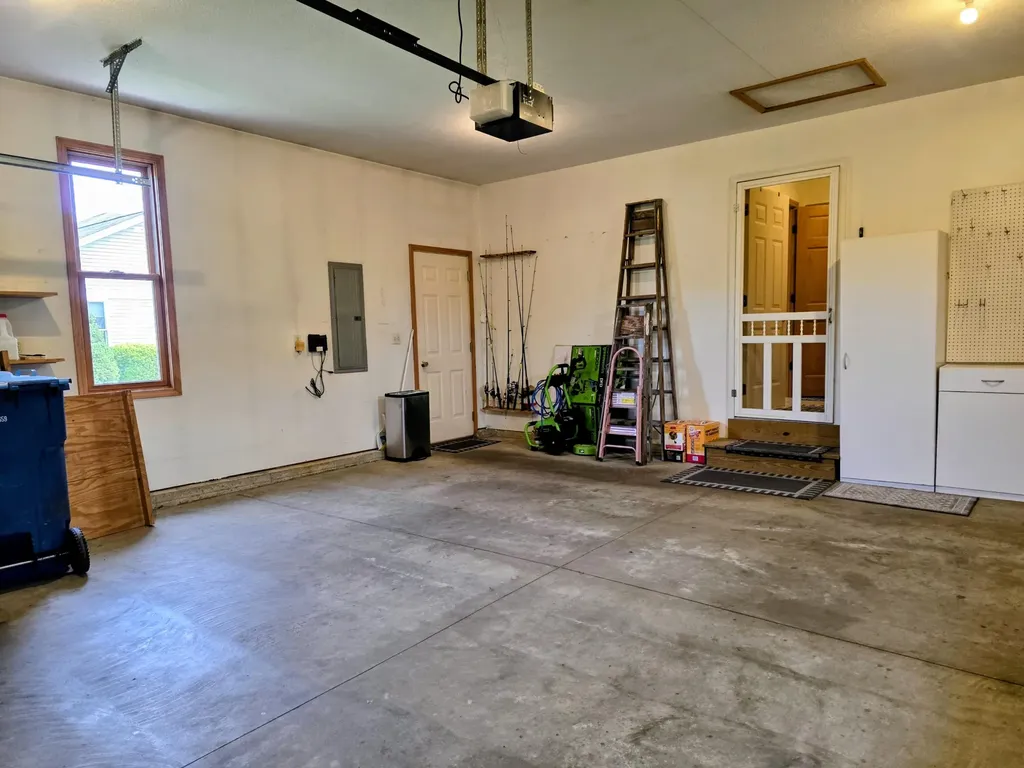 66 Oakwood Drive Coldwater City MI 49036