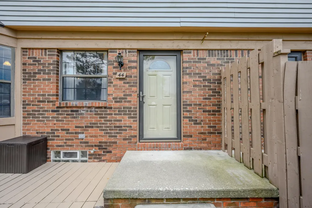 1951 Arbor Way N Canton Charter Township MI 48188