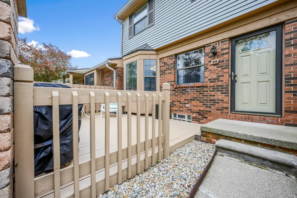 1951 Arbor Way N Canton Charter Township MI 48188