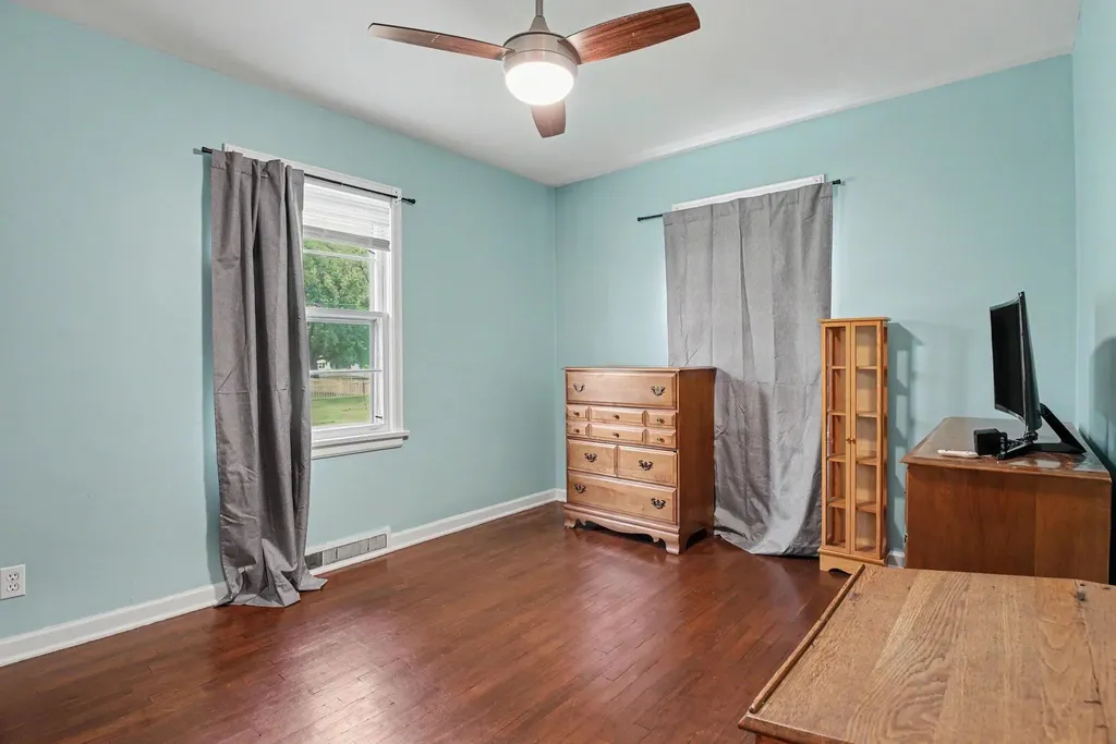 604 E Chicago Road White Pigeon Village MI 49099