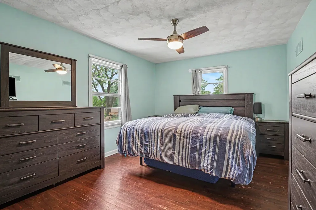 604 E Chicago Road White Pigeon Village MI 49099