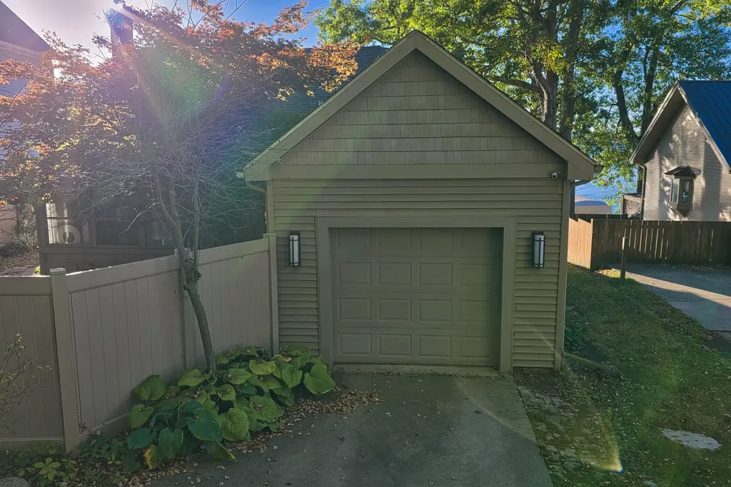 274 S Hawley Center Drive Girard Township MI 49036