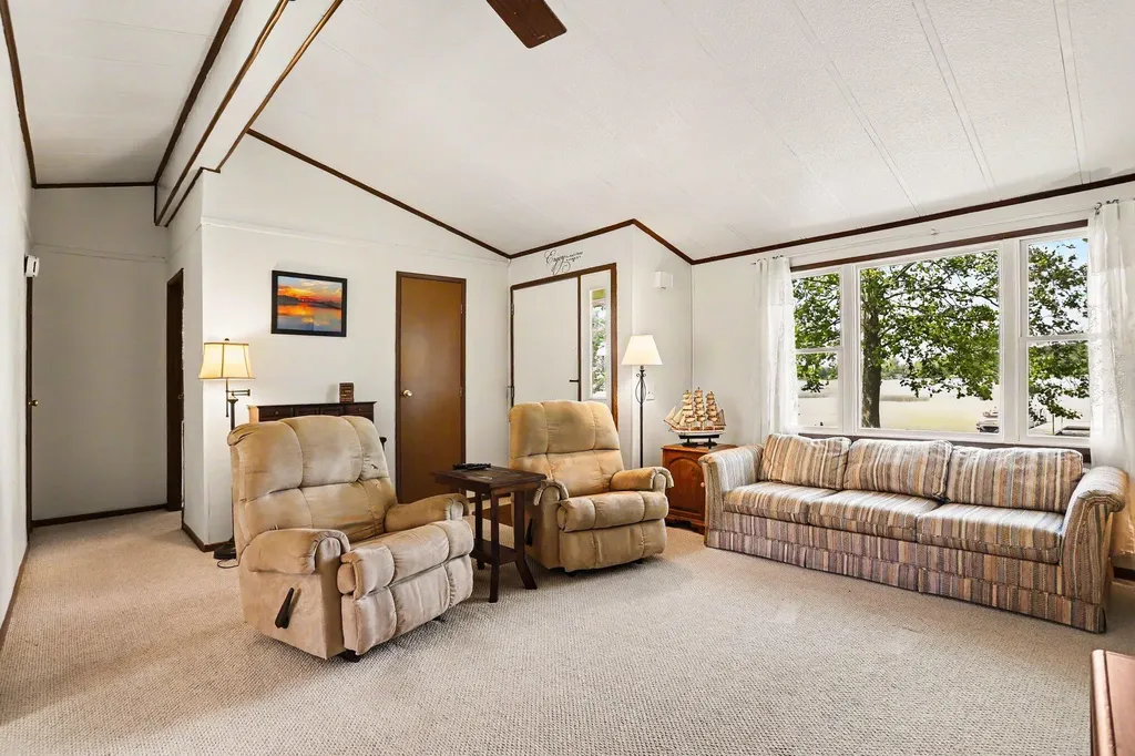 534 Fallen Oaks Drive Kinderhook Township MI 49036