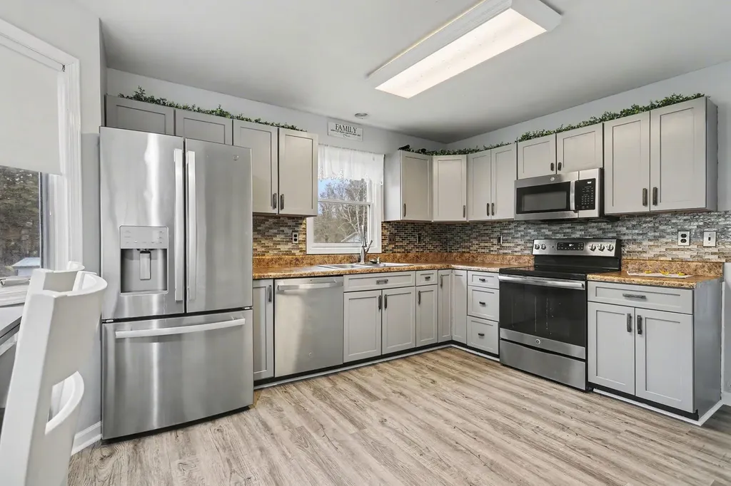 10881 Hoffman Road Fabius Township MI 49093