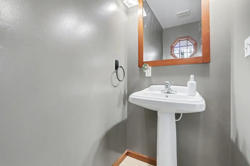 10881 Hoffman Road Fabius Township MI 49093