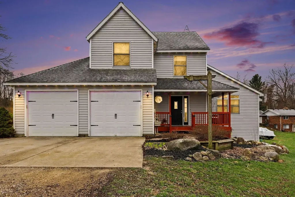 10881 Hoffman Road Fabius Township MI 49093